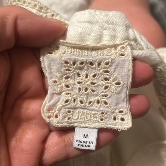 COPY - Johnny Was gorgeous linen 3/4 sleeve embroidered top - Picture 9 of 9